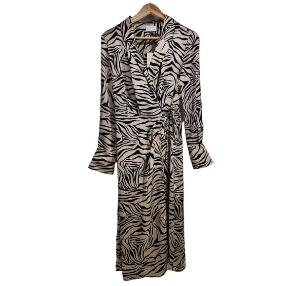 New Dress Forum Zebra Print Wrap Dress Long Sleeve Womens Size M Tan‎ Black NWT - Picture 12 of 12